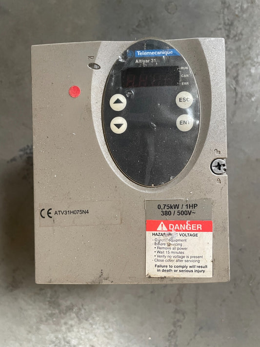 Schneider Telemecanique Altivar ATV31H075N4 1 HP 480V @1E