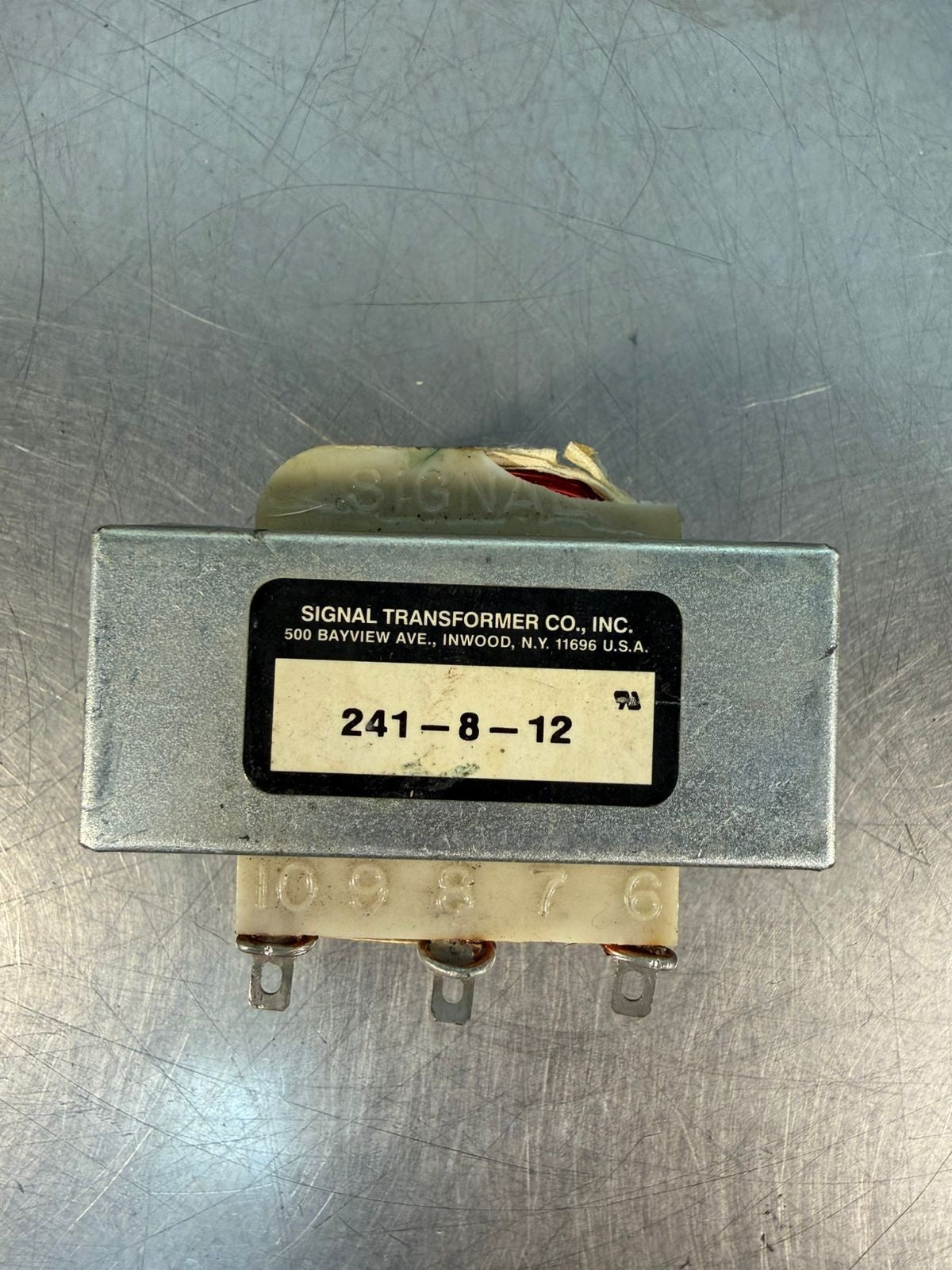 Signal Transformer 241-8-12                                        (9.3.3)
