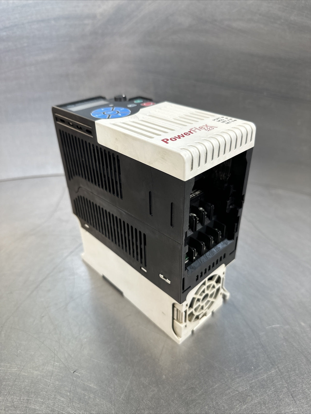 AB PowerFlex 523 1.5kW 2Hp AC Drive US 25A-D4P0N104 (BIN-1.4.4)