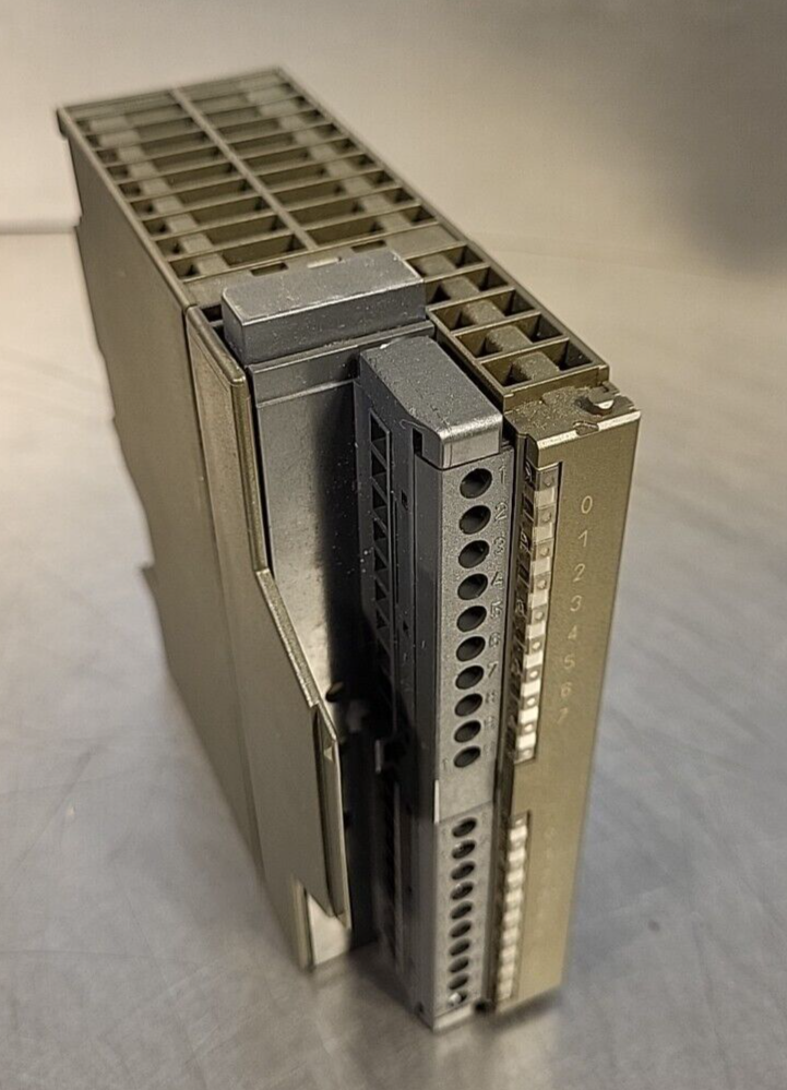 Siemens    6ES7  321 -  1BH02   - 0AA0   Simatic S7      (BIN  4.5.5)