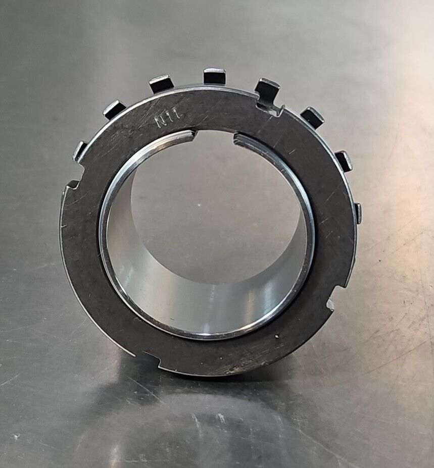 SKF SNW.1X1.15/16 Bearing Adapter Assembly                         loc5C18