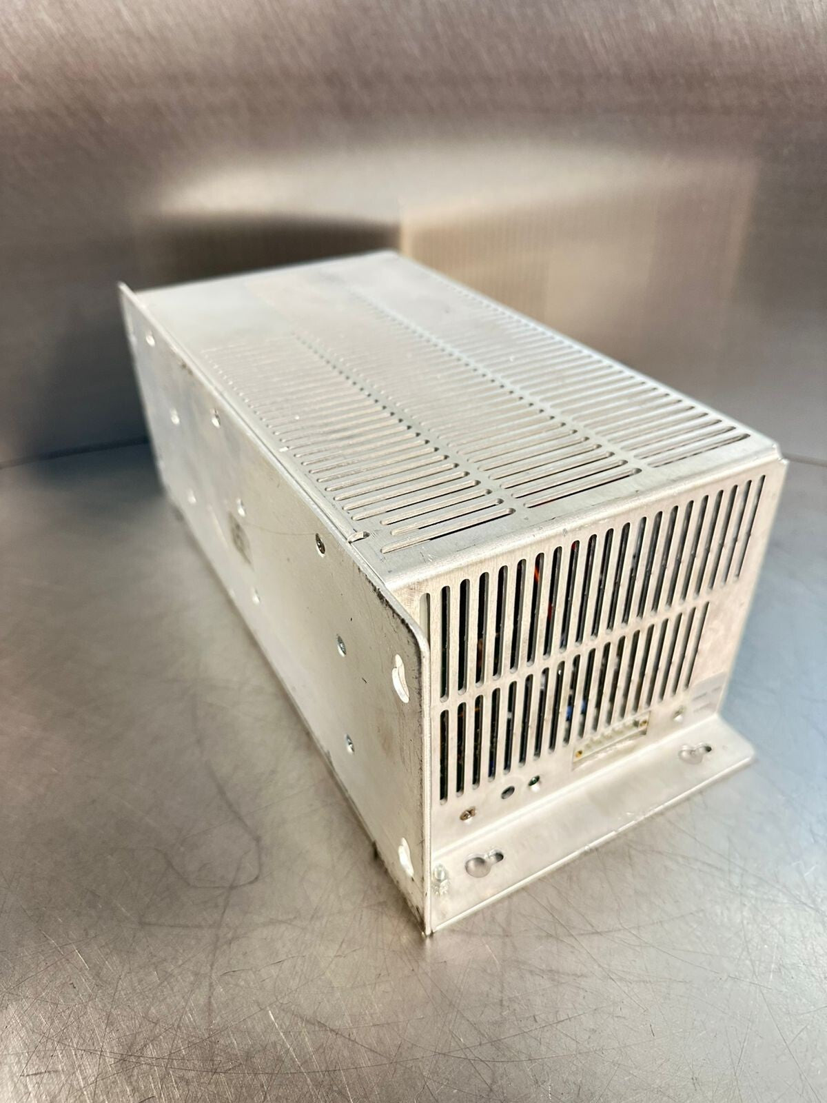 Power-One CP680 Power Supply 50/60Hz 115V/230V 3.0A / 1.5A         (5.6.5)