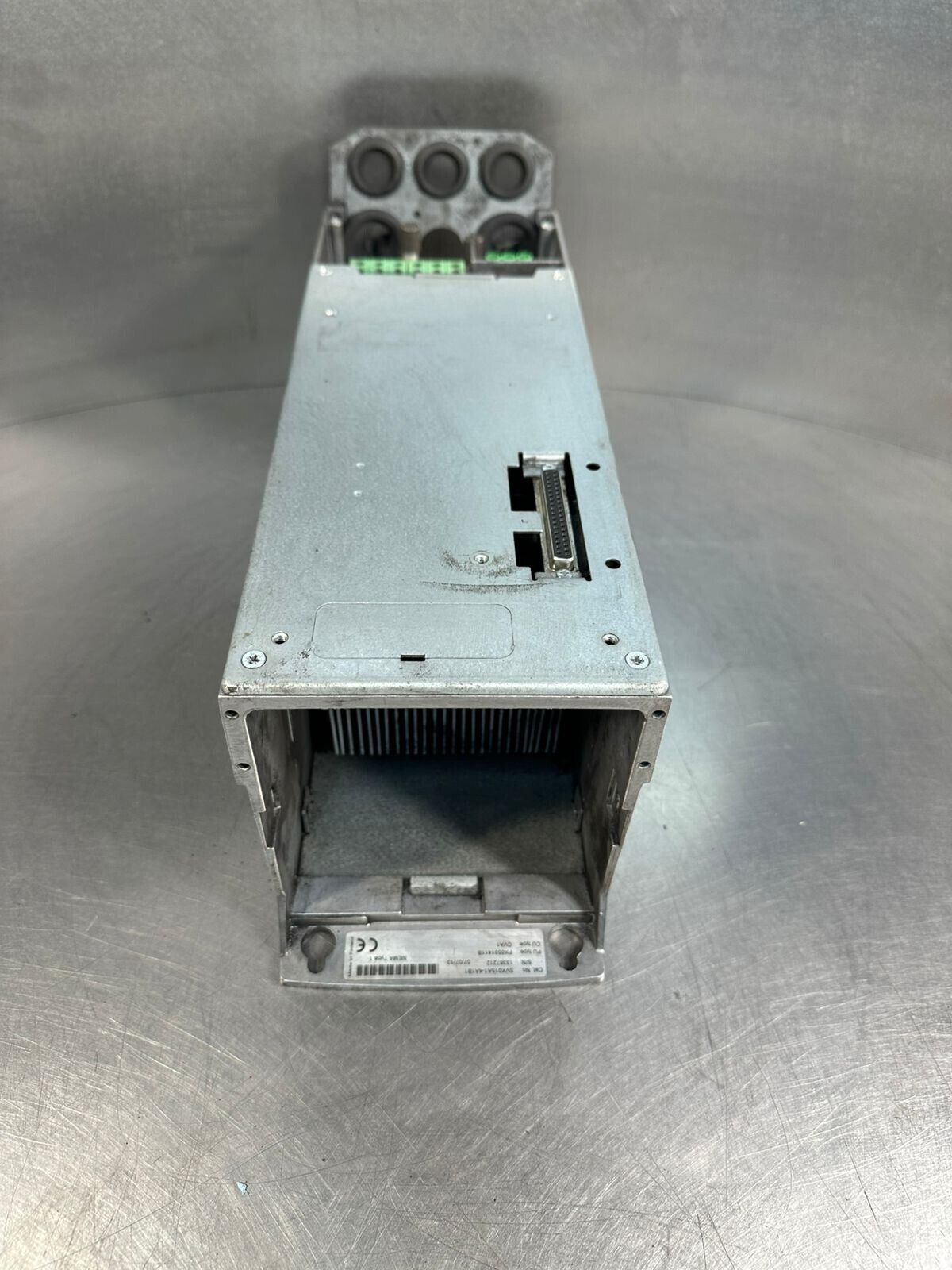 Eaton SVX015A2-4A1B1 , SVX9000 Nema Type 12    (8.5.1)