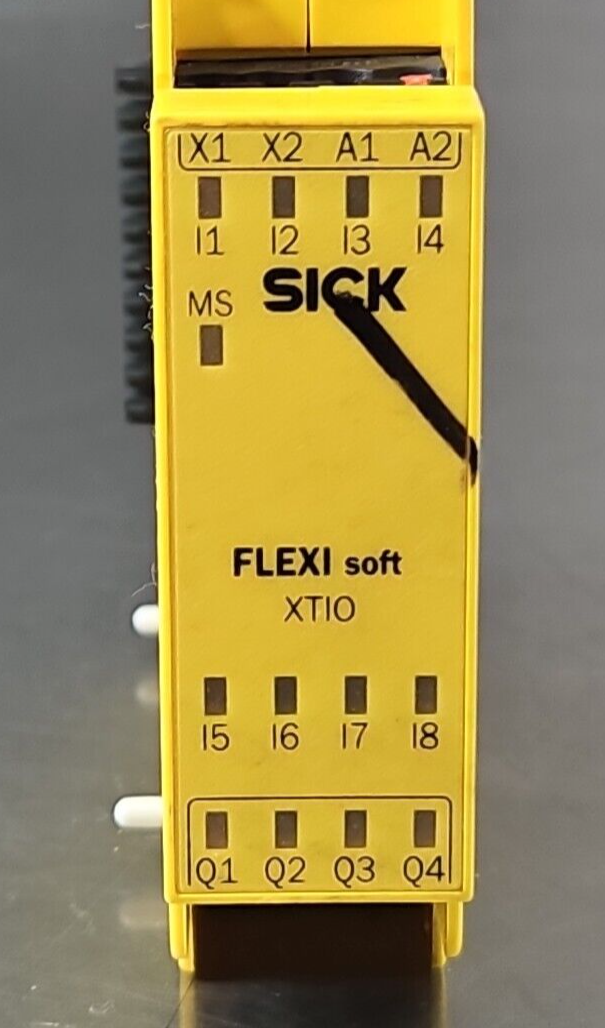 SICK FX3-XTI084002 Safety relay (BIN4.4.4)