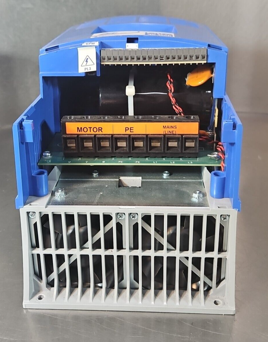 Lenze AC Tech ESV113N02TXB  VFD Frequency Motor Drive 240V              (BIN312)