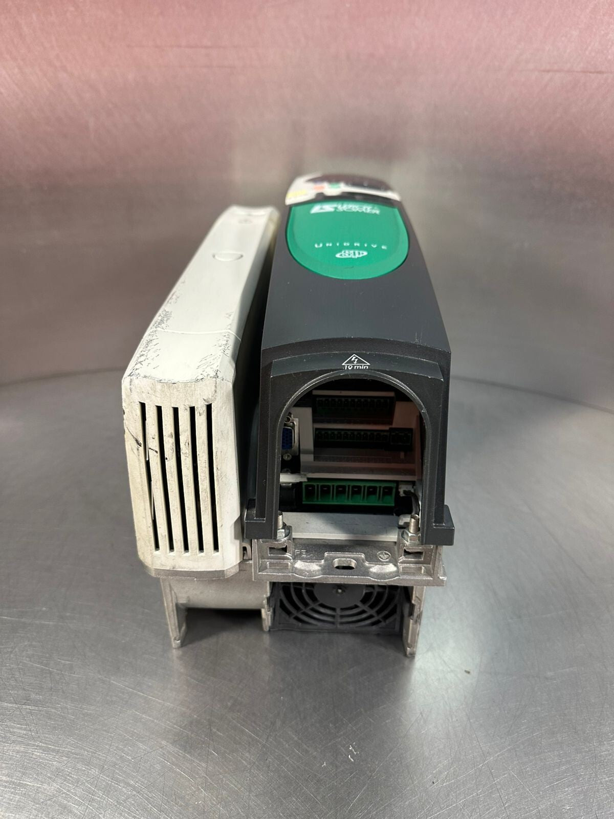 Leroy Somer Unidrive SP 2404 I/P 380-480V 50/60HZ 3 PHASE 26.6A (9.4.3)