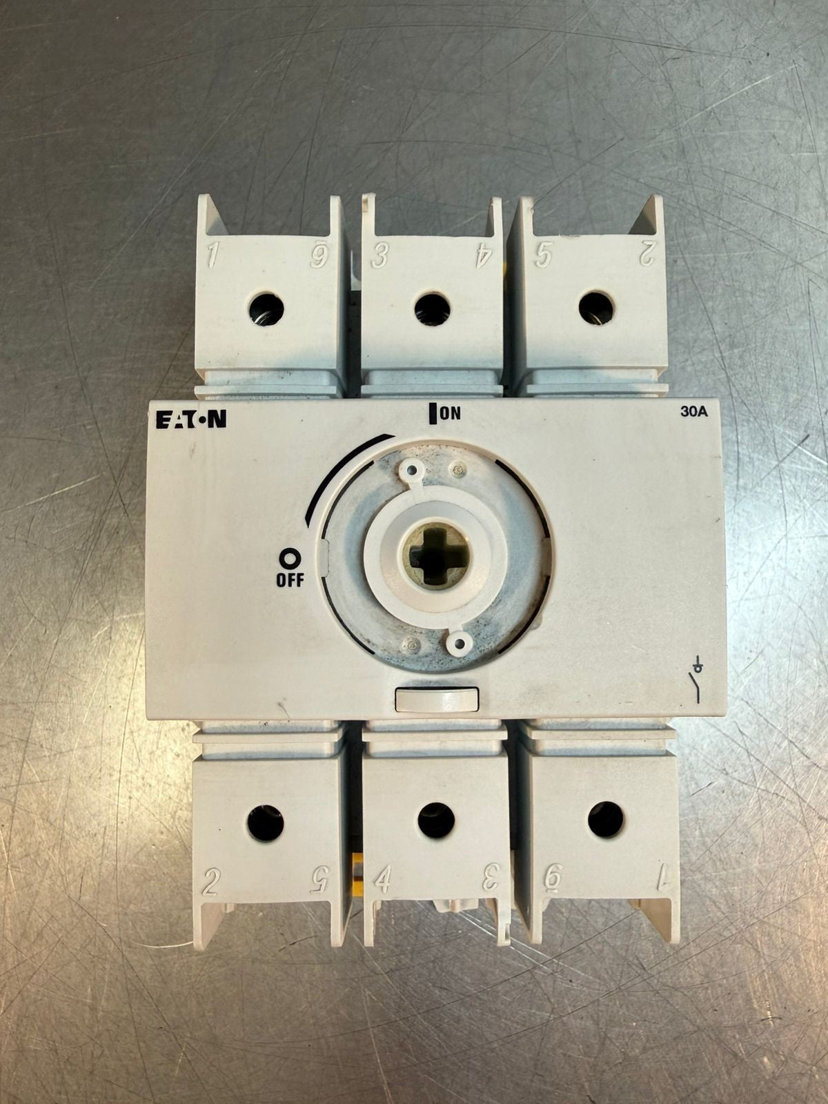 Eaton Corporation R9C3030U / R9C3030U                              (9.3.4)