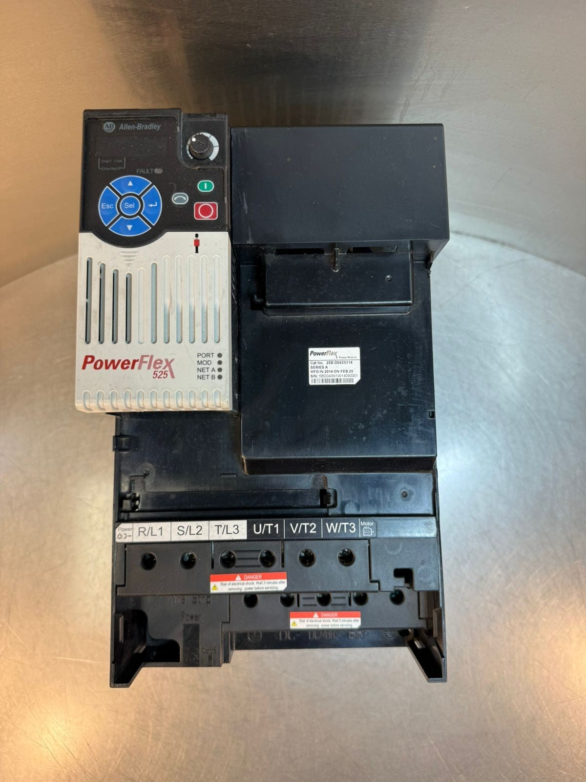 Allen-Bradley 25B-D043N114 /A 25HP AC Drive                        (2.5.4)