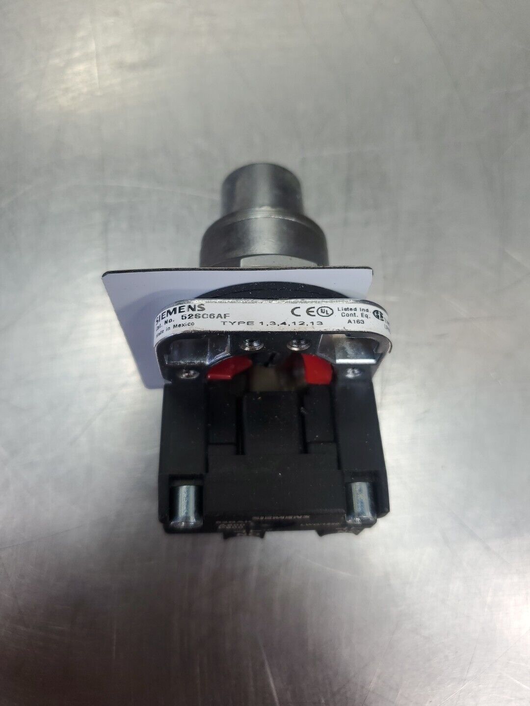 SIEMENS 52SC6AF Switch w/Safe/Run Plate **NO KEY**                          4D-3