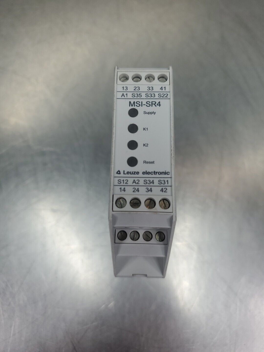 Leuze MSI-SR4 Emergency Stop Safety Relay.                                 4C-38
