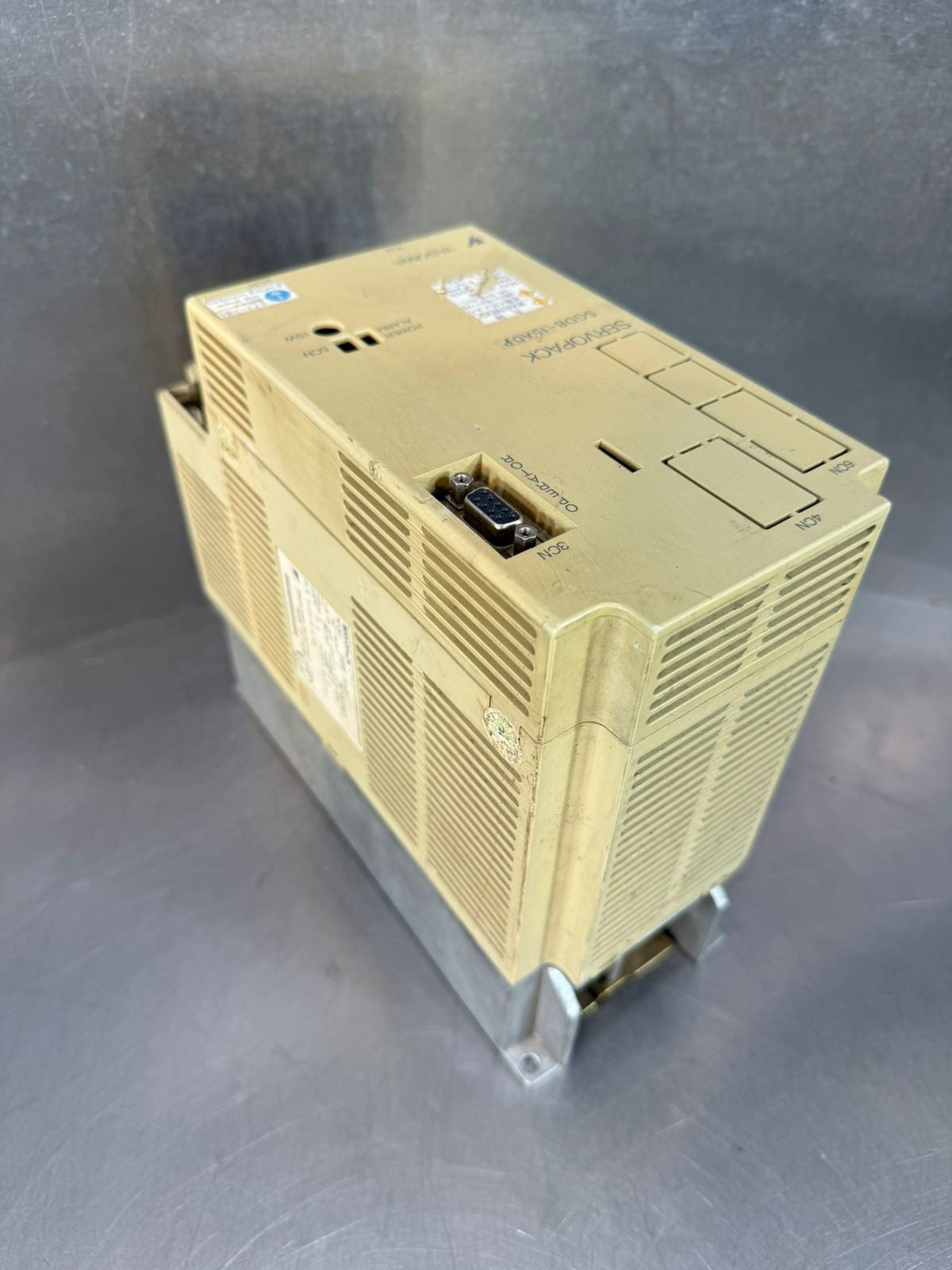 Yaskawa Servopack SGDB-15ADP                         (10.6.2)