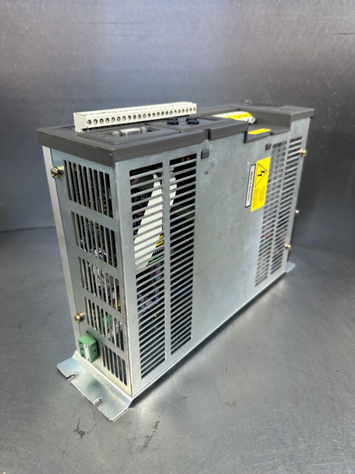 KEB Combivert  09.F0.R11-0000 / 95070336 /036586