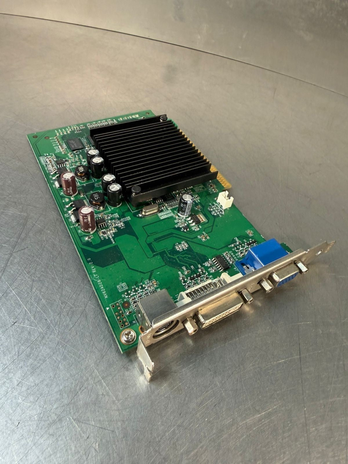 Nvidia Geforce 512-A8-N403-LR    512MB                             (5.4.2)