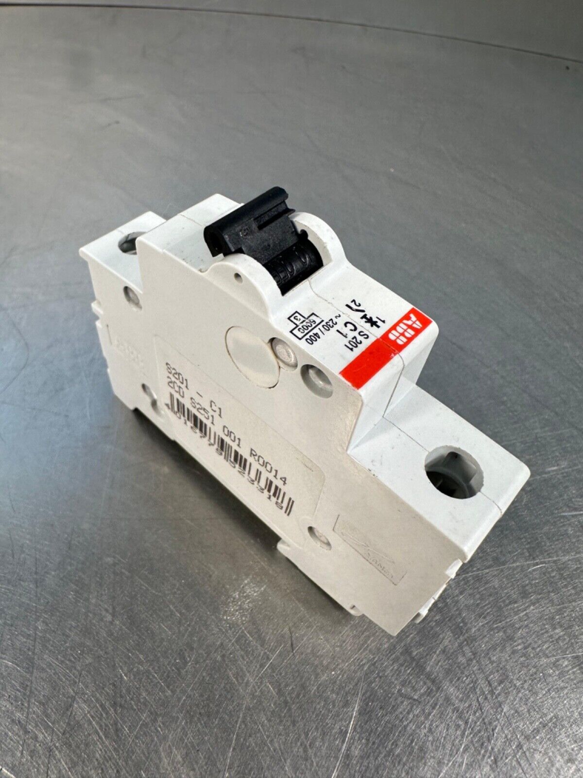 Abb S201-C1 Miniature Circuit Breaker 2CDS251001R0014 (4c-41)