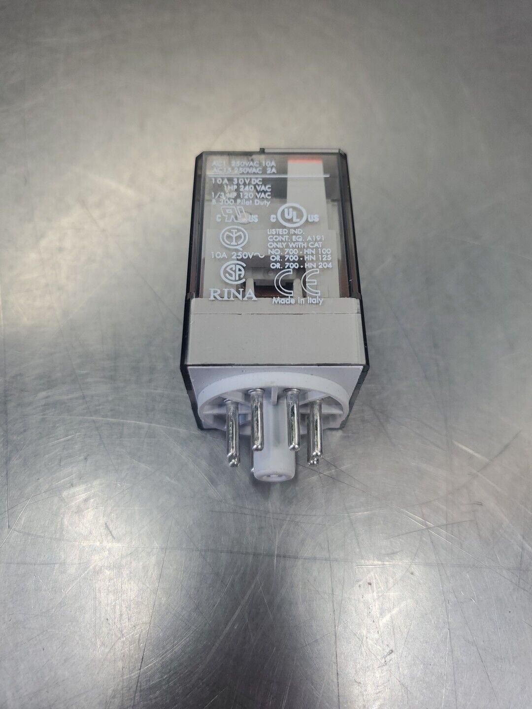 Allen Bradley 700-HA32A1 10A DPDT 120V Relay.                              4D-28