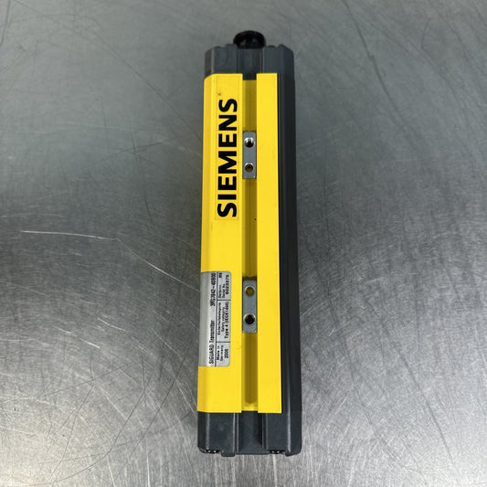 Siemens 3RG7842-4DB00 Siguard Light Curtain Transmitter (BIN-1.1.1)