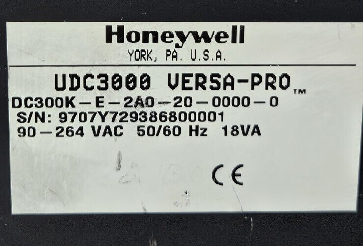 Honeywell UDC3000 Universal Digital Limit Controller                    (BIN634)