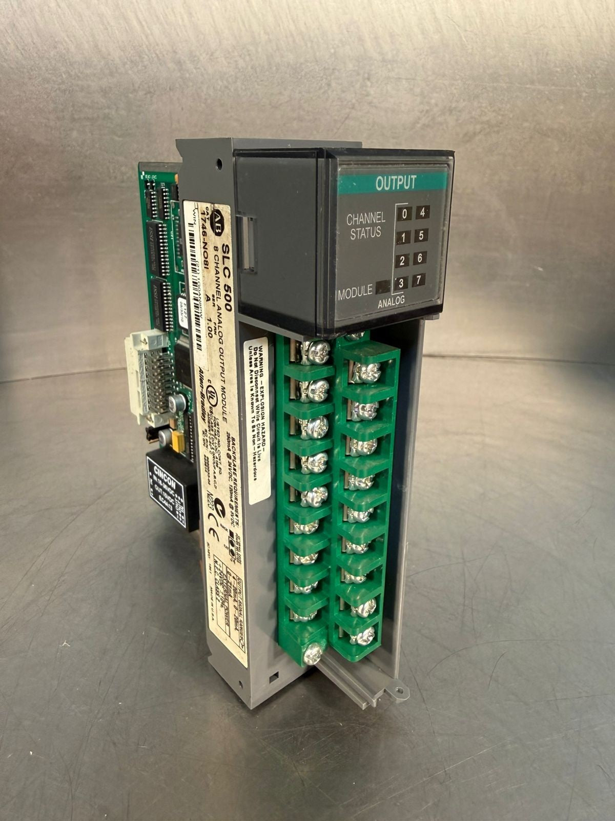 Allen Bradley 1746-NO8I /A SLC 500 8-Ch Analog Out Mod FRN 1.00   (11.4.5)