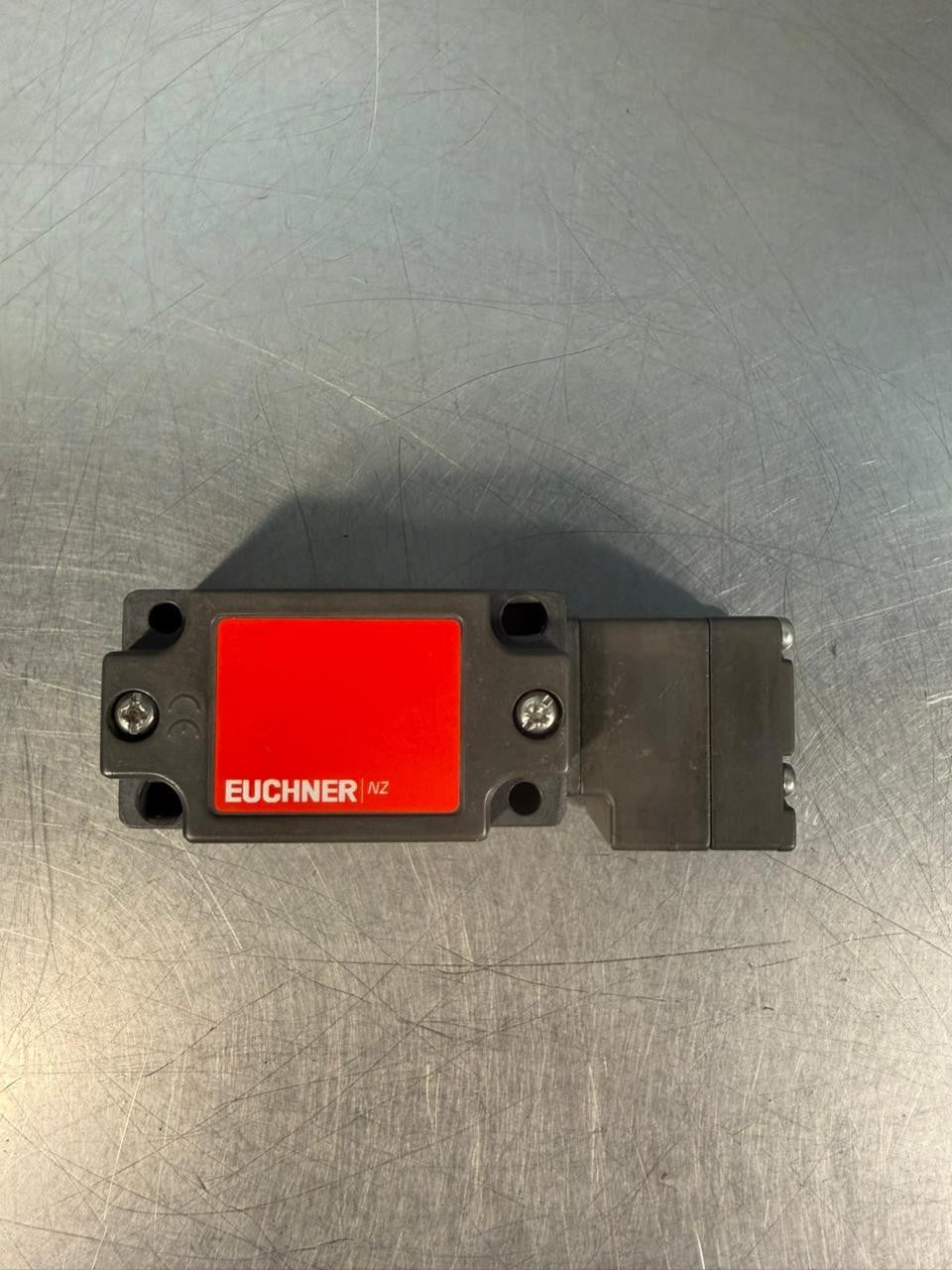Euchner NZ1VZ-3131E-M Safety Switch 082122 Ac-15 4A 230V           (4.2.3)