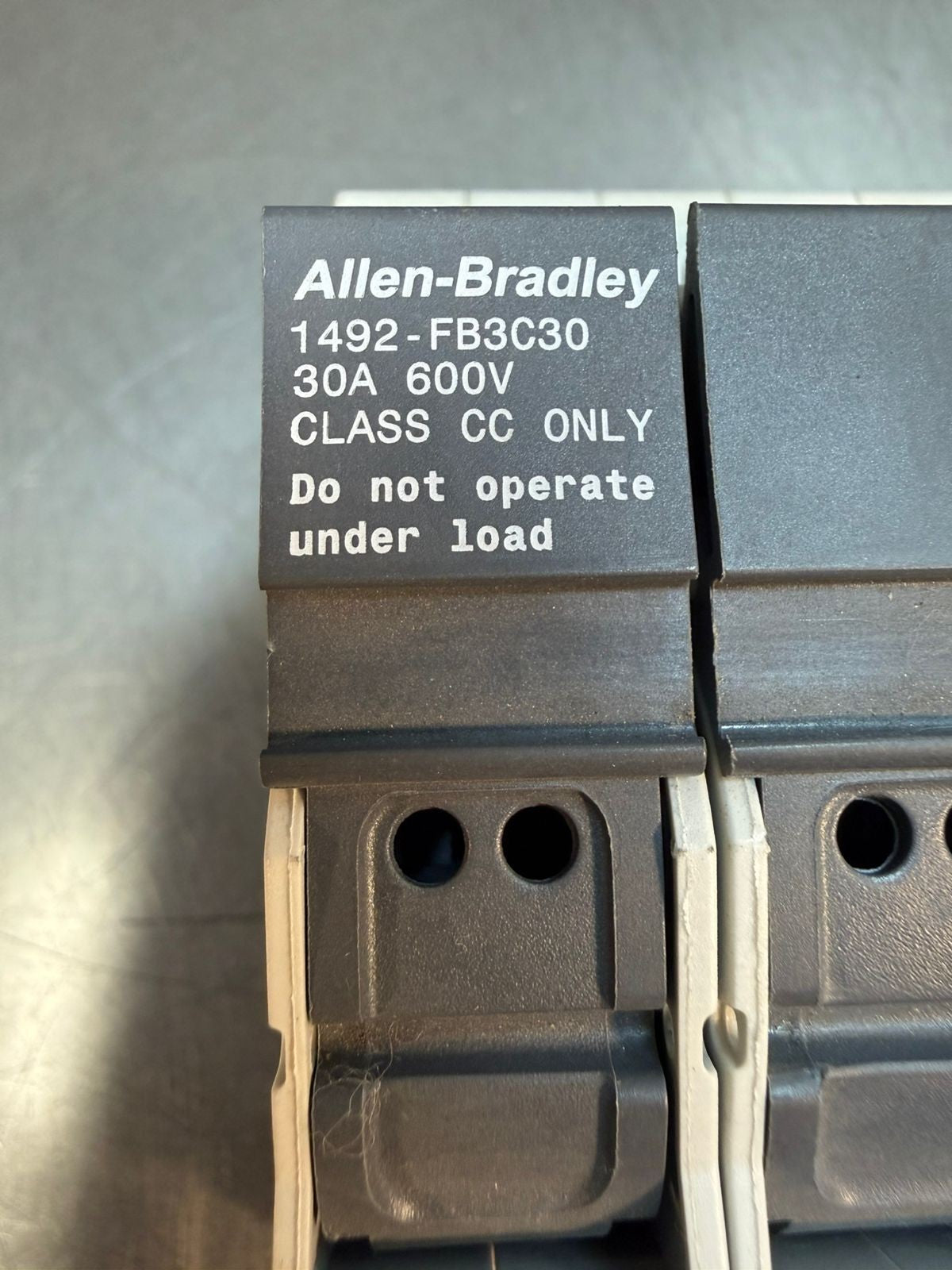 Allen-Bradley 1492-FB3C30 Fuse Holder Class 30A 600V Cl CC         (9.3.4)
