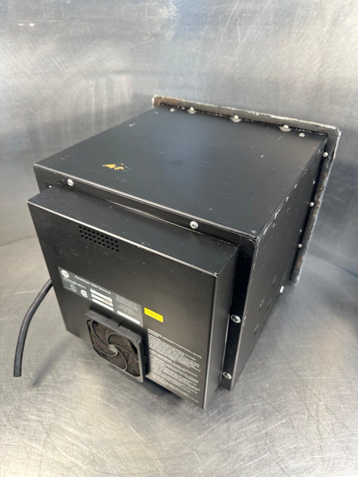 Allen Bradley PanelView 1200  2711-TC1X ser. F  (2B-04)