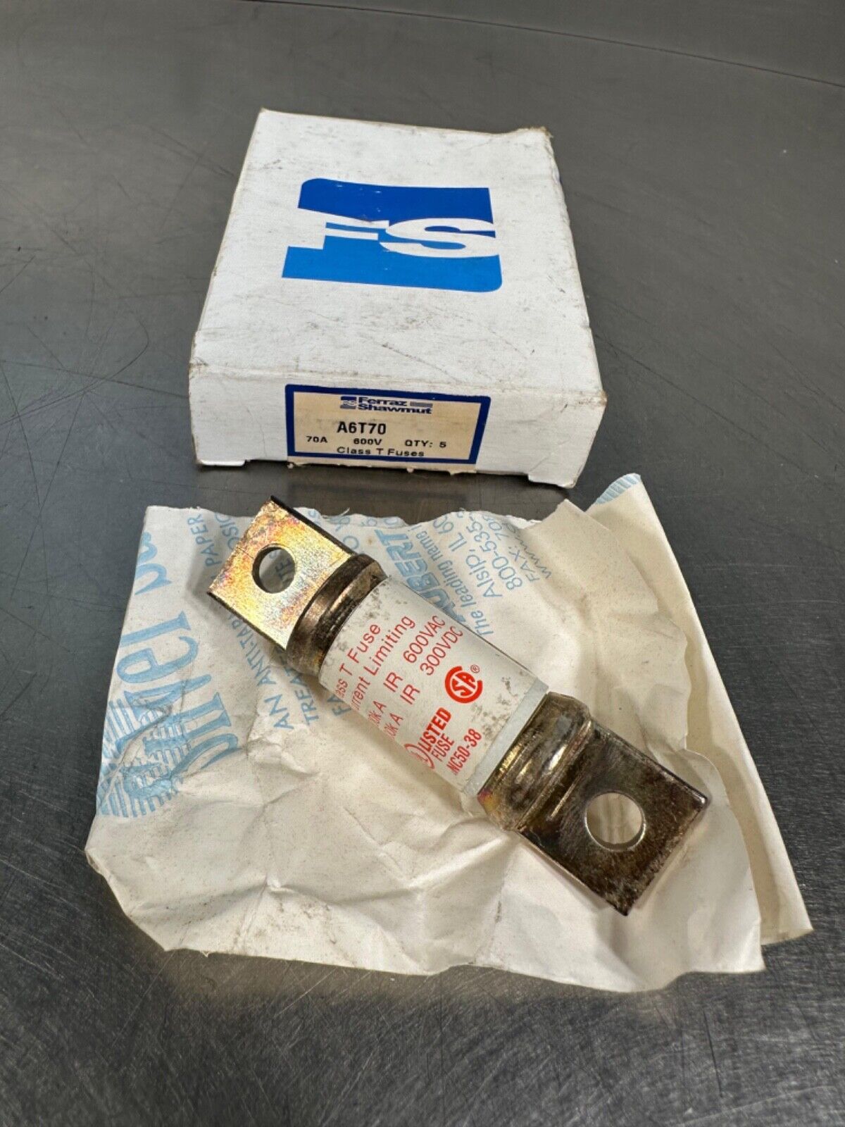 Ferraz Shawmut A6T70 600V  70A classT Fuses / A6T70 (4B-30)