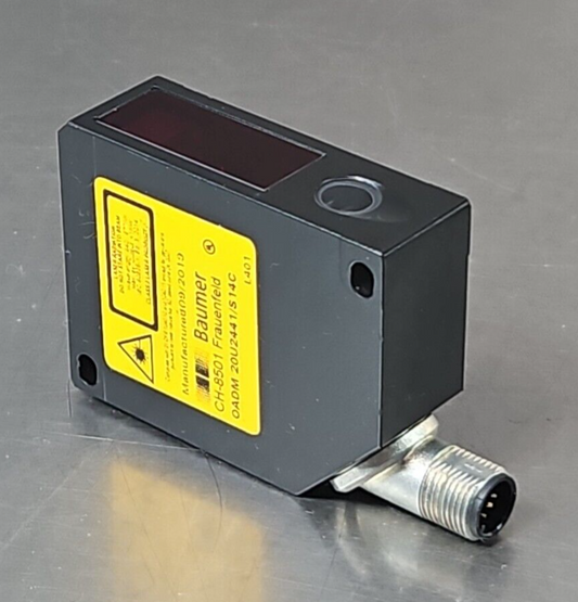 Baumer CH-8501 Electric Distance Ssensor OADM 20U2441/S 14C   (BIN3.4.5)