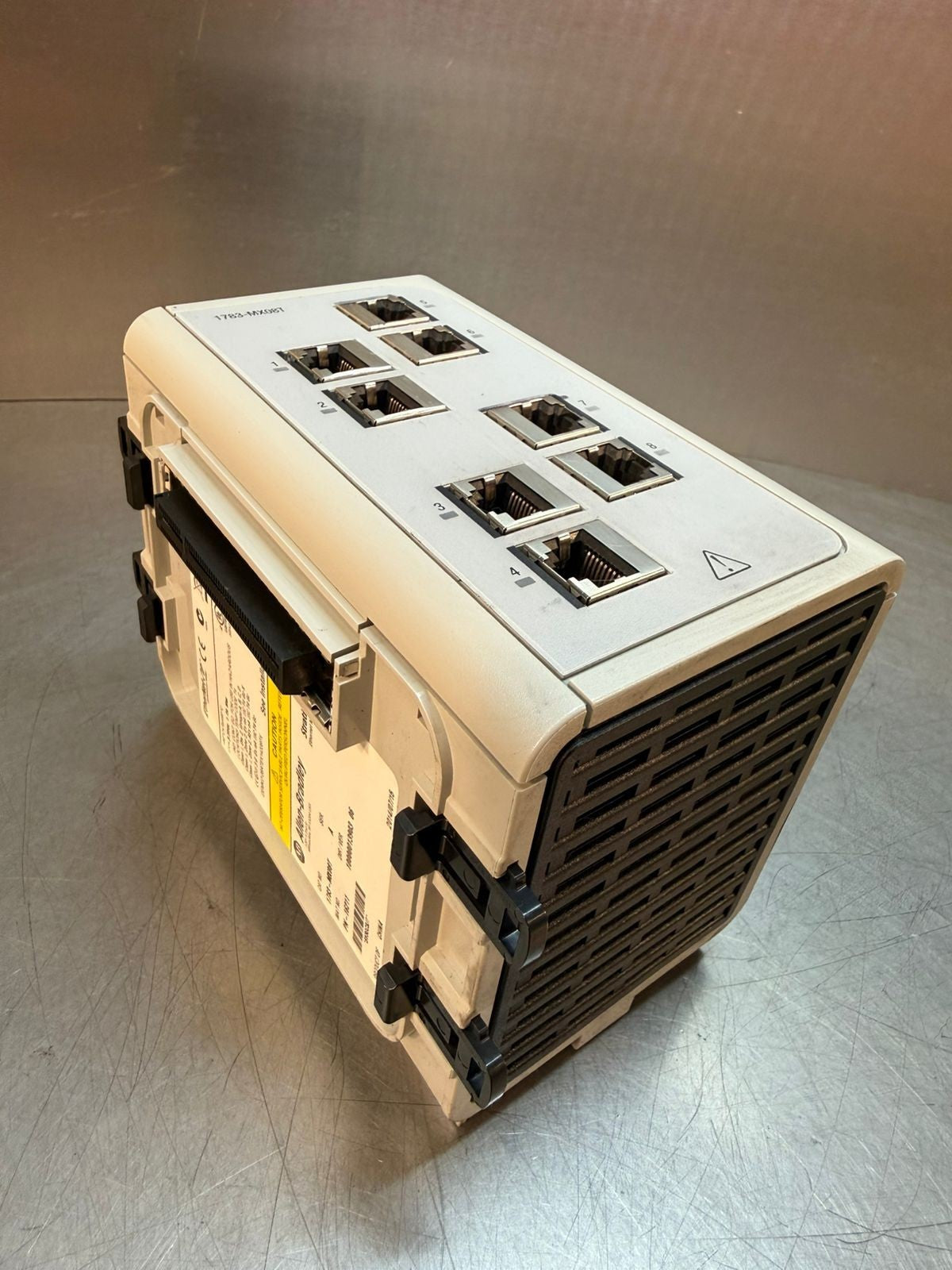 Allen Bradley 1783-MX08T /A Stratix 8000 / 16211                        (3.1.3)