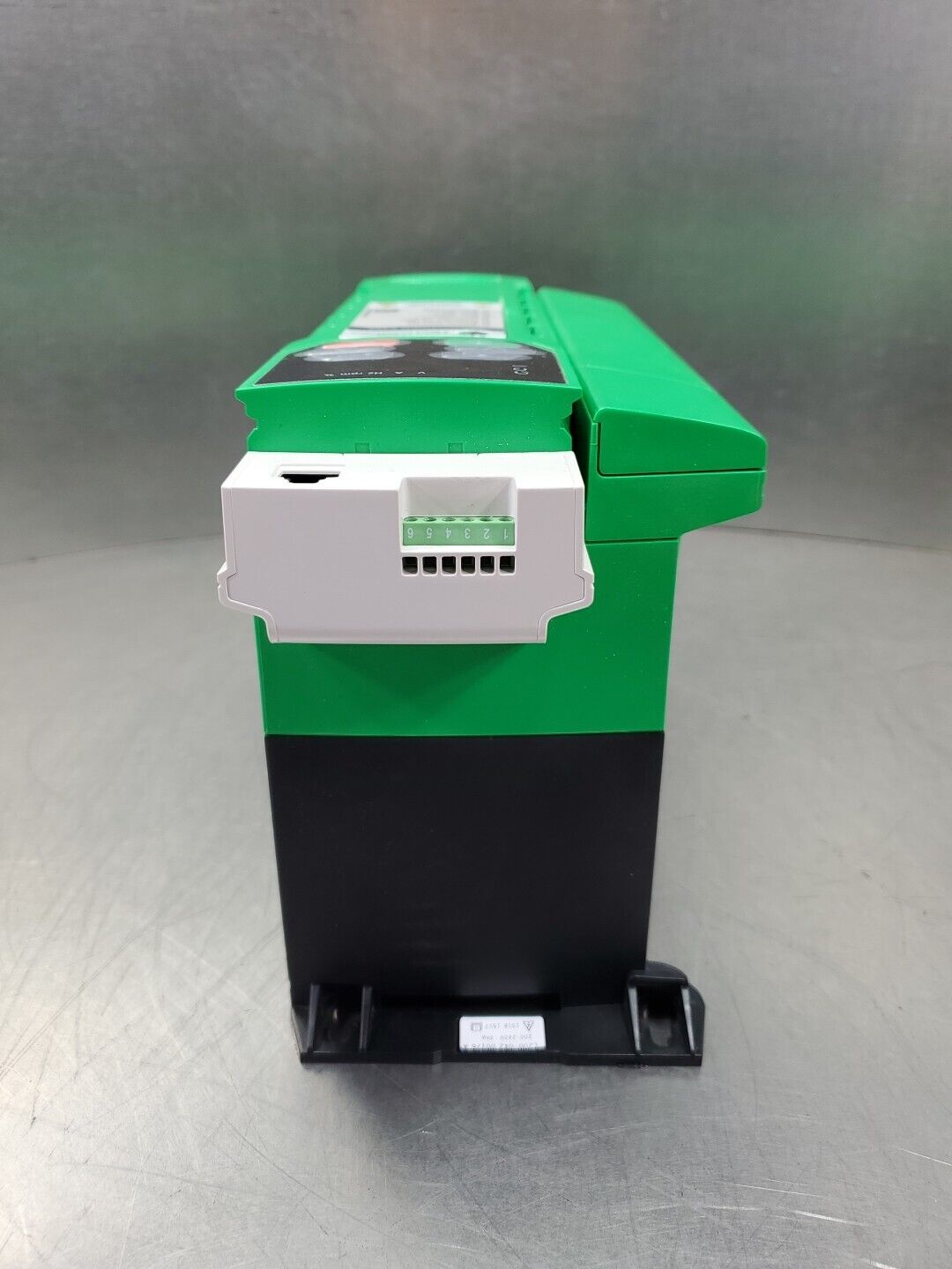 Control Techniques COMMANDER C200 C200-04200176A 5HP Drive.                   1Z