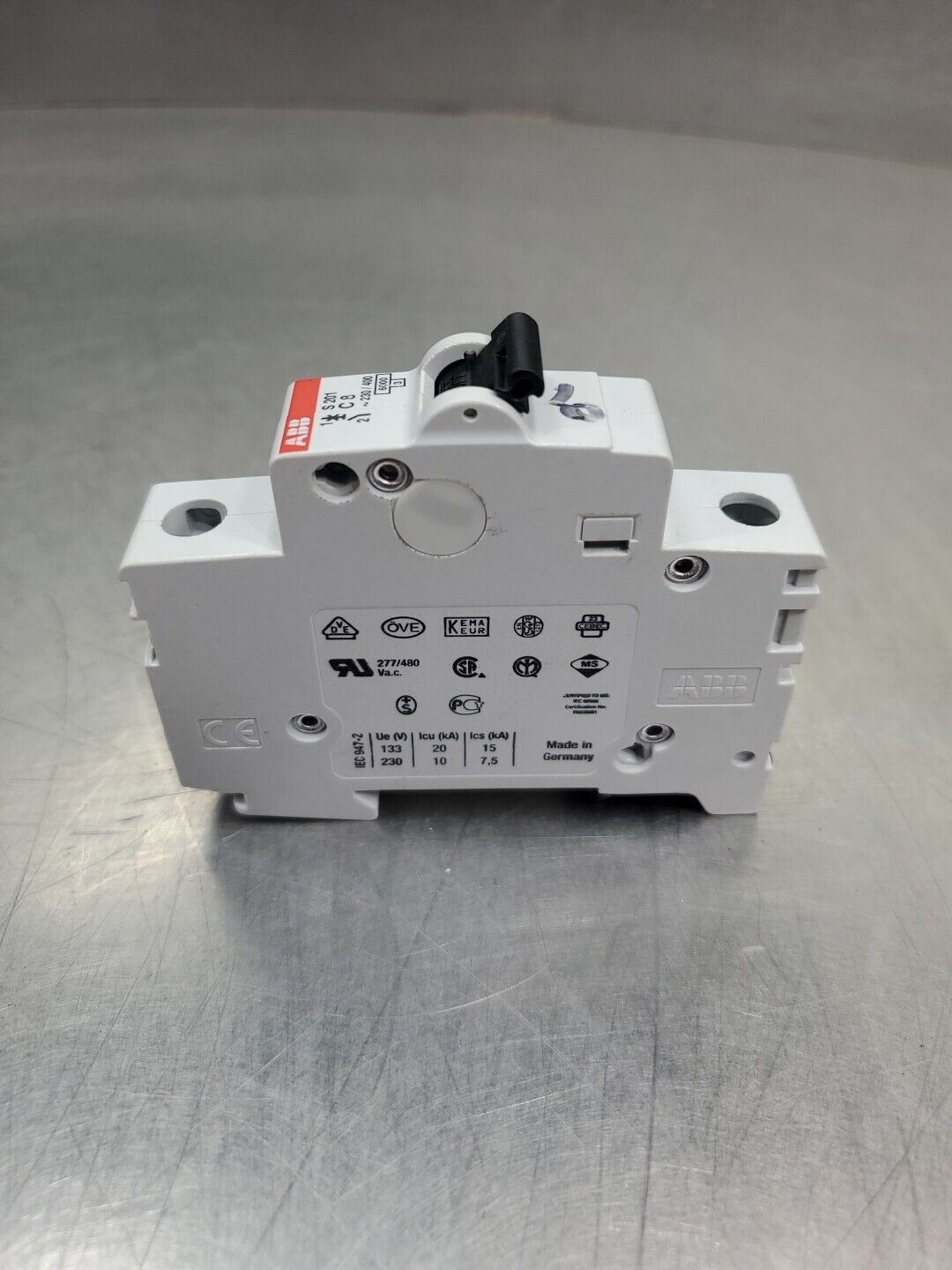 ABB S201-C8 Circuit Breaker, 2CDS251001R0084.                              4C-14