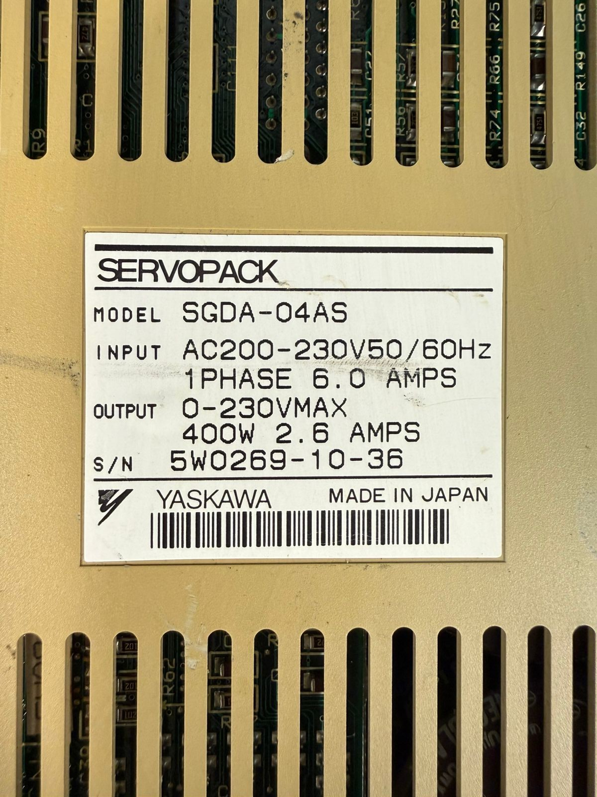 Yaskawa SGDA-04AS Servopack Out. 0-230Vmax 400W 2.6 Amp            (1.2.4)