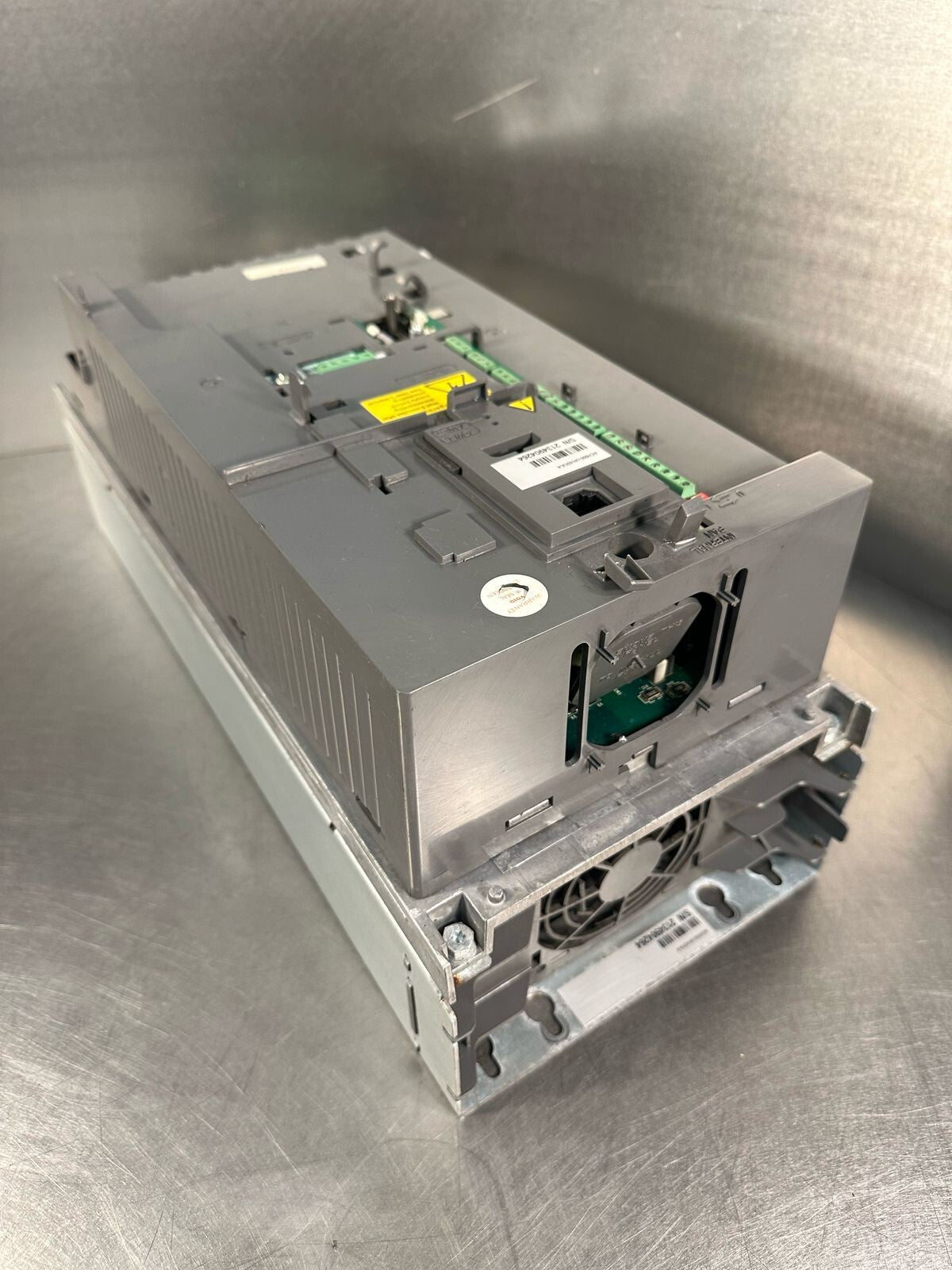 Abb ACH550-UH-031A-4                                 (8.3.1)