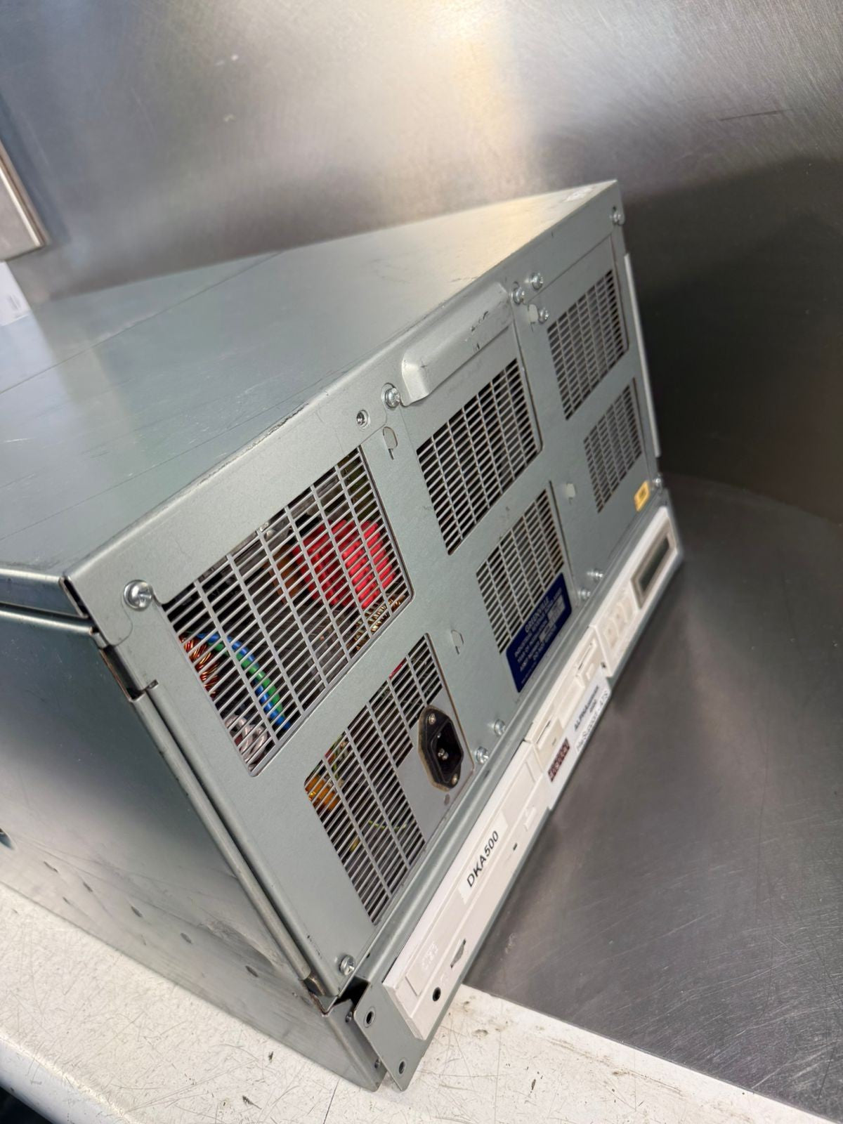 Digital Alpha Server ASVR 4100 BA30A-AA              (12.6.1)