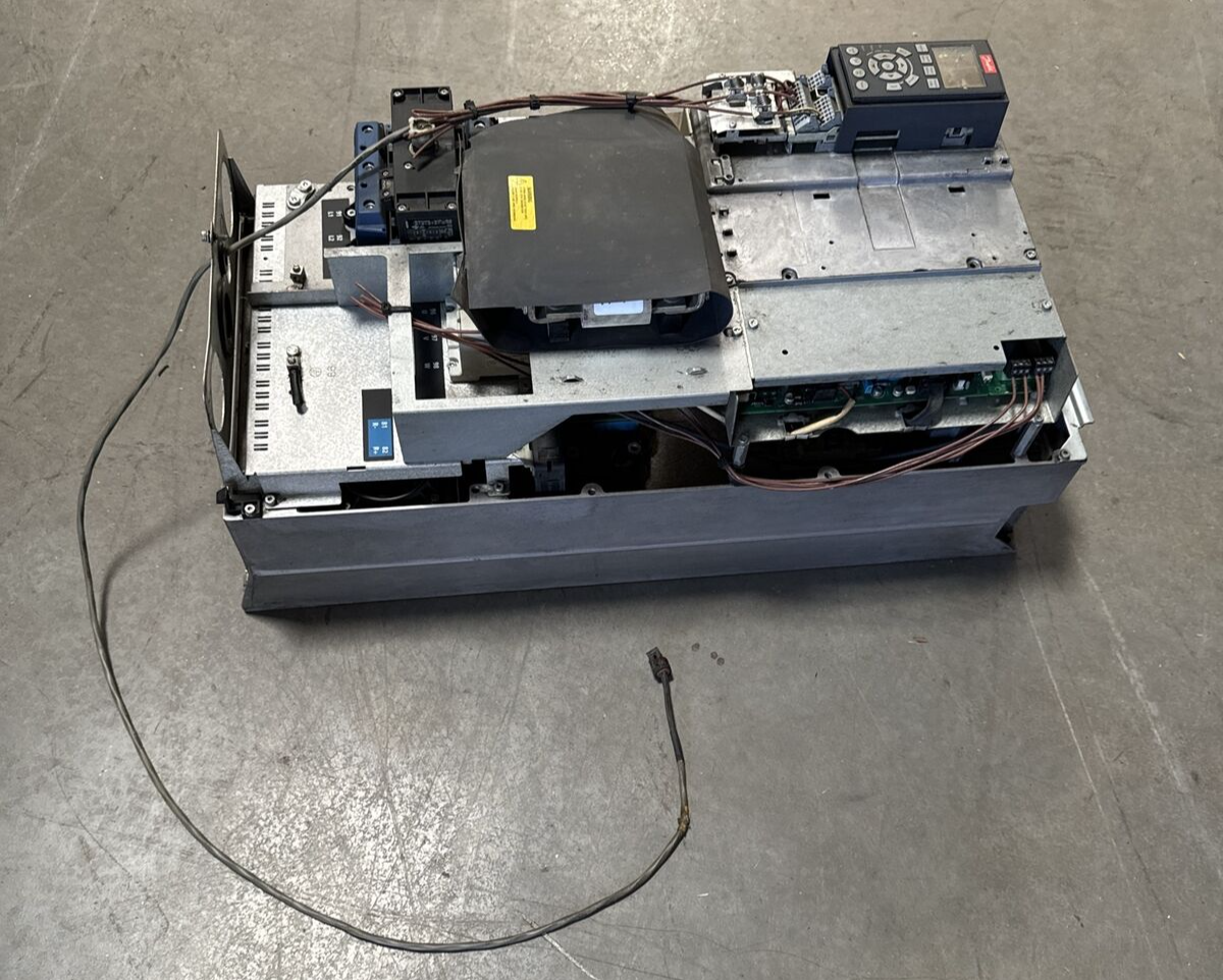 Tested Danfoss VLT 134G5201 Refrigeration Drive 90kW/125HP (BIN1.5.6)