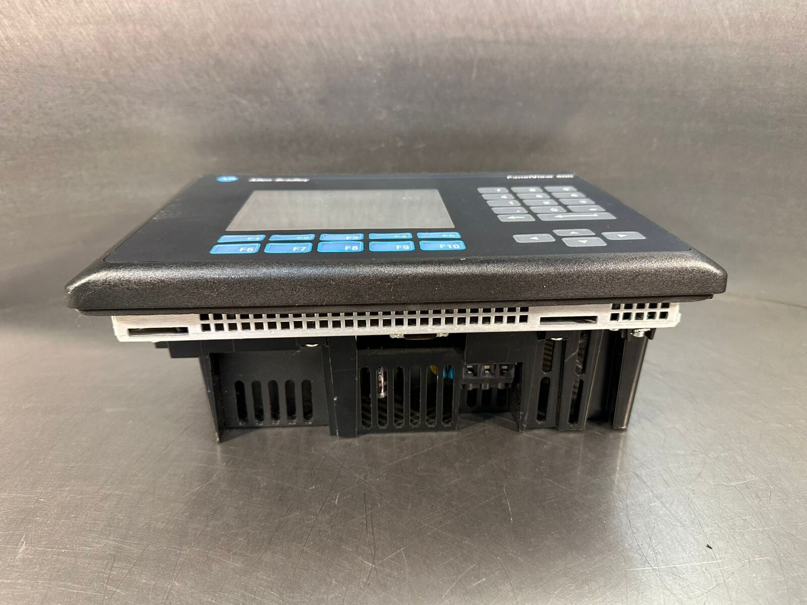 Allen Bradley 2711-B6C5X /C Panelview 600 Operator Interface Panel (10.5.2)