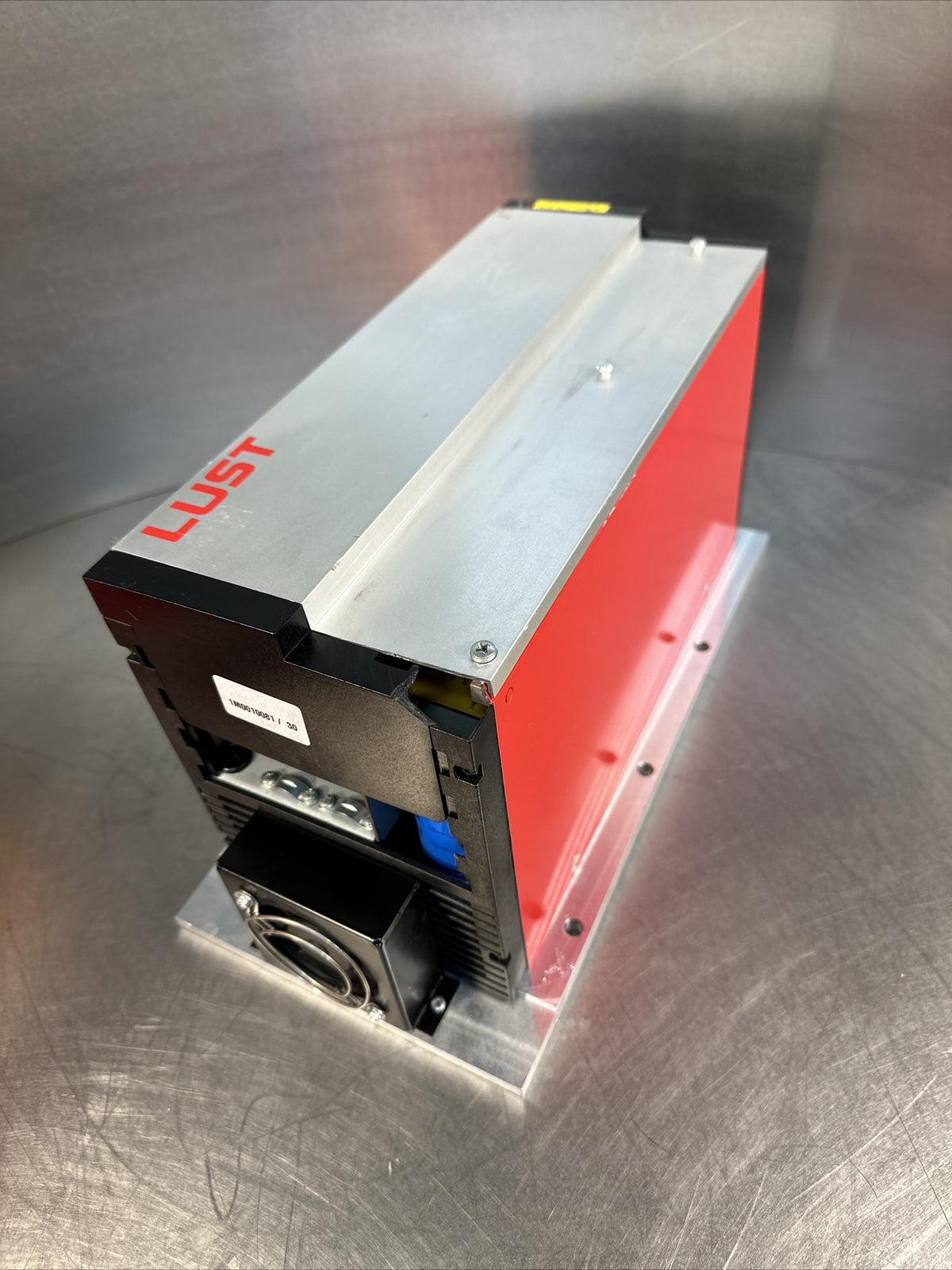 Lust Antriebstechnik Servo Drive MC6416, D3, S12, C1, G20. (BIN-2.3.4)