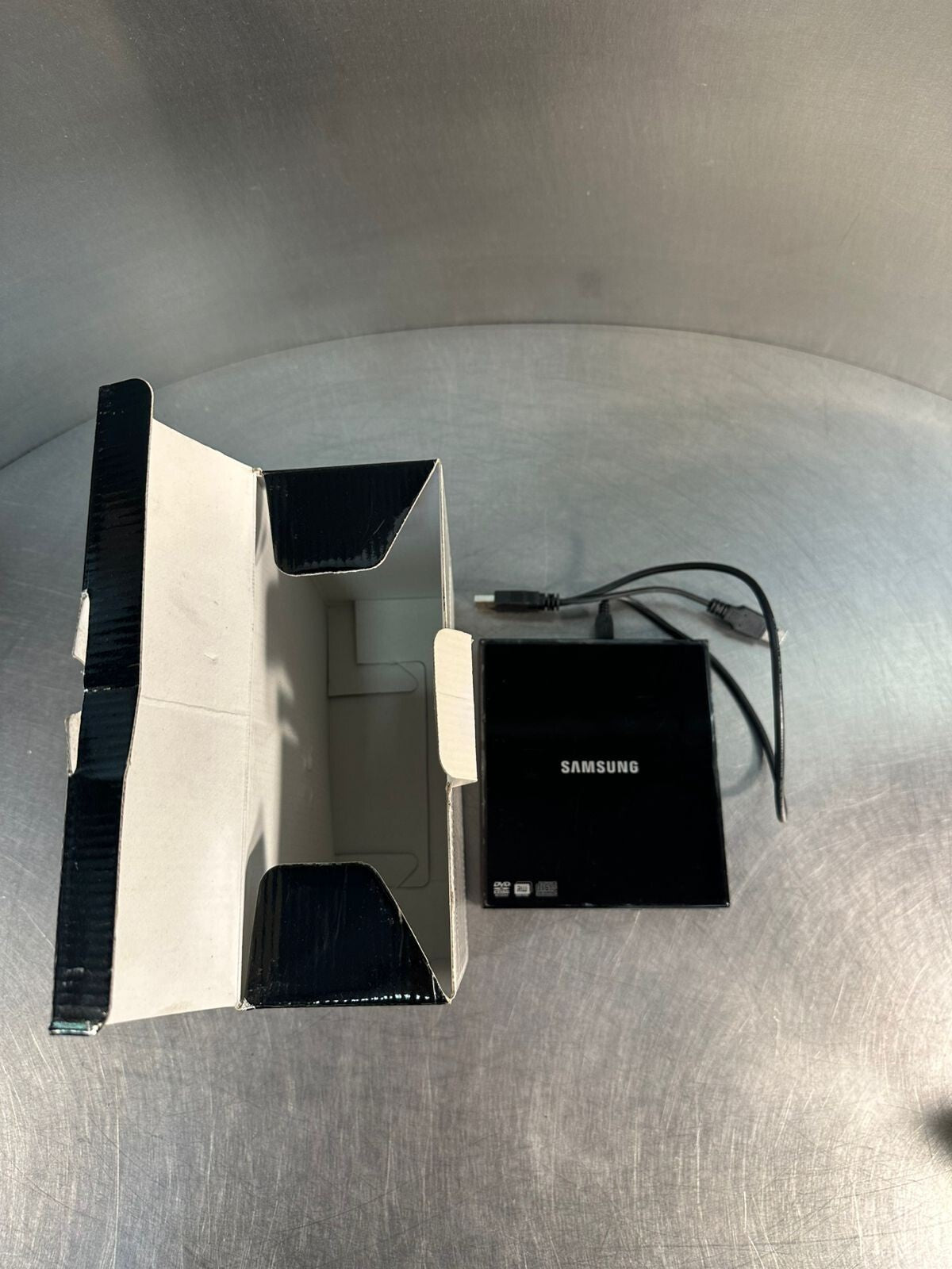 Samsung External DVD Writer Model SE-S084 Black.             (3.4.2)