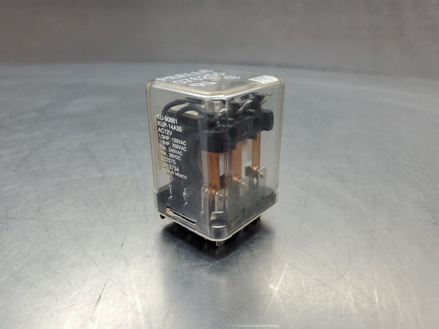 PEELLE 076255 (KUP-14A35) 10A Relay.                                       4D-26