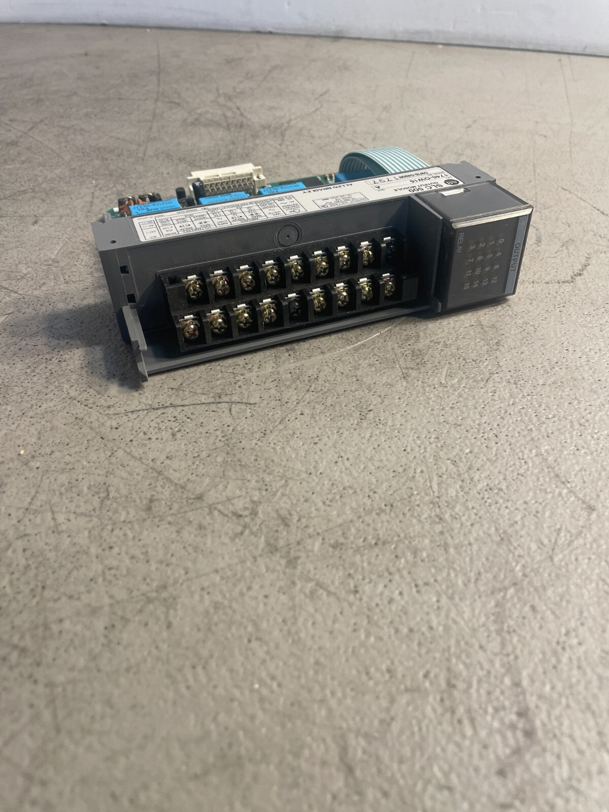 ALLEN BRADLEY SLC 500 1747-Ow16 Series A Output Module For PLC Controller @1D