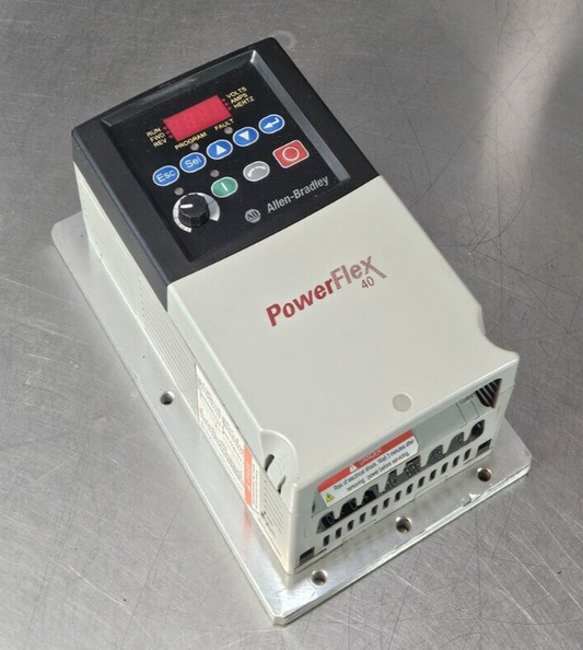 Allen-Bradley 22B-D6P0H204  PowerFlex 40 3Hp AC Drive                   (BIN745)