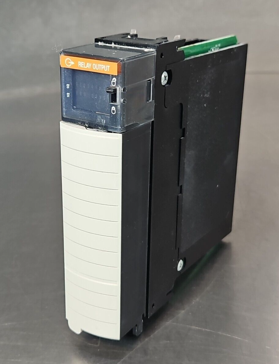Allen Bradley 1756-0W161/A ControlLogix DC Output Module (BIN4.4.4)