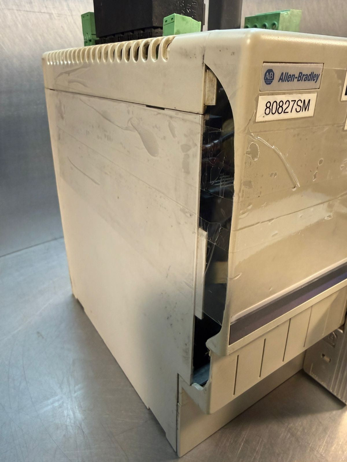 Allen-Bradley 2094-BC04-M03 Integrated Axis Mod                   (12.3.7)