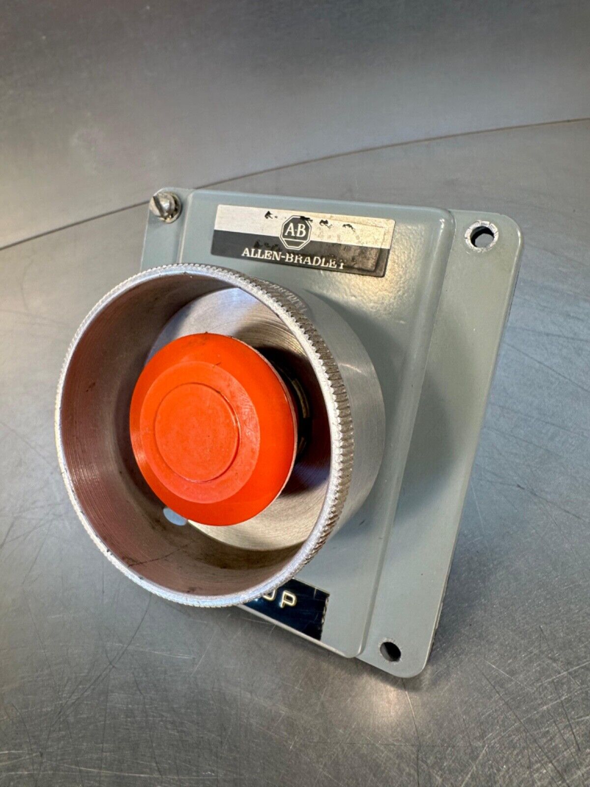 800TFXD4/800T-FX D4 Red Push Butron (4E-32)