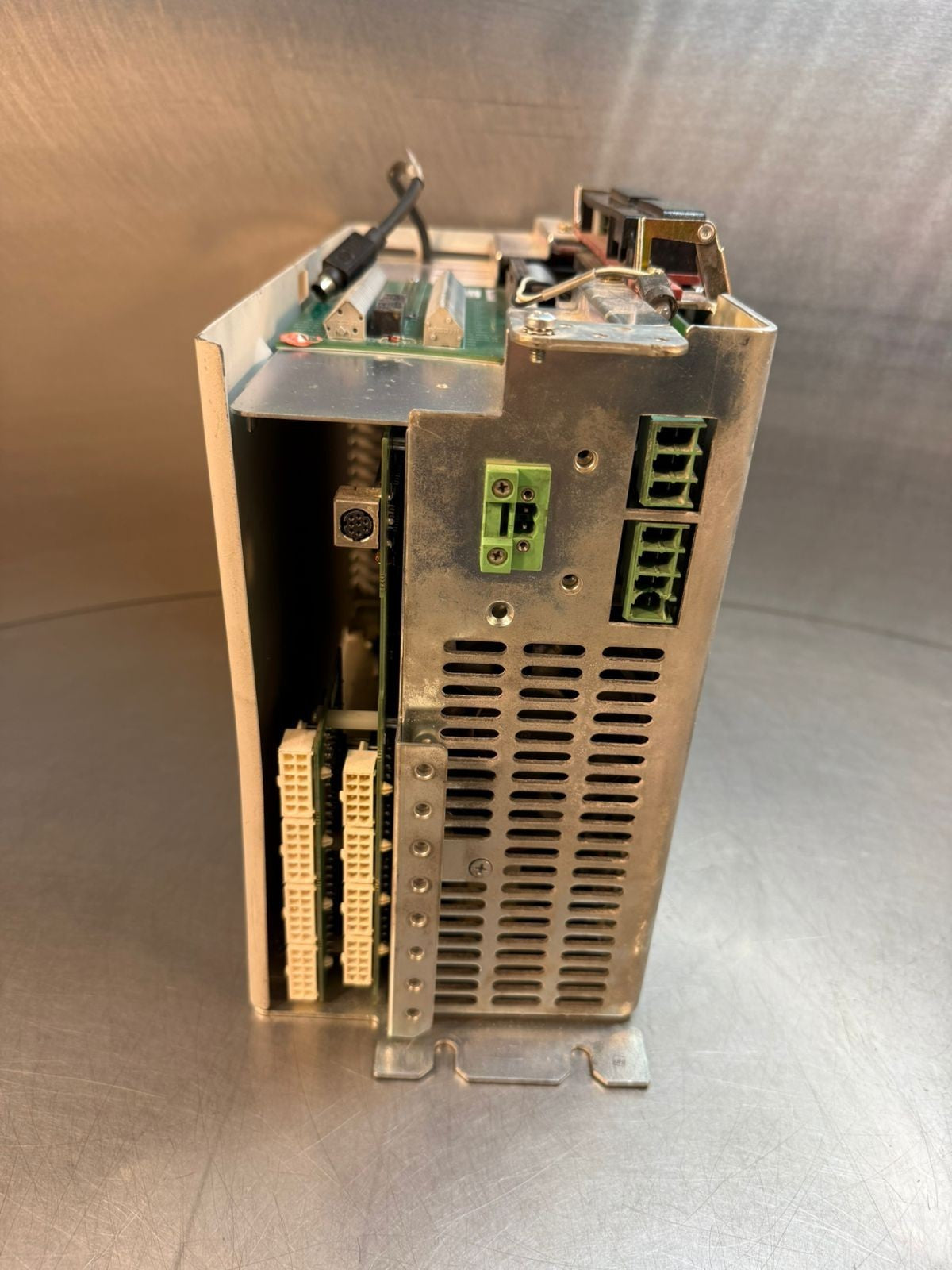 Allen Bradley 1394C-SJT10-A /C Digital Servo Bulletin 1394        (10.3.3)