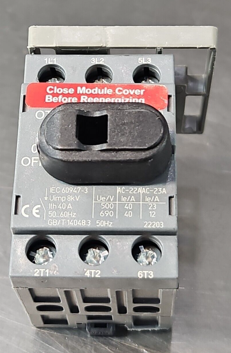 ABB OT40F3 Disconnect Switch 40A 3P                                     (BIN411)