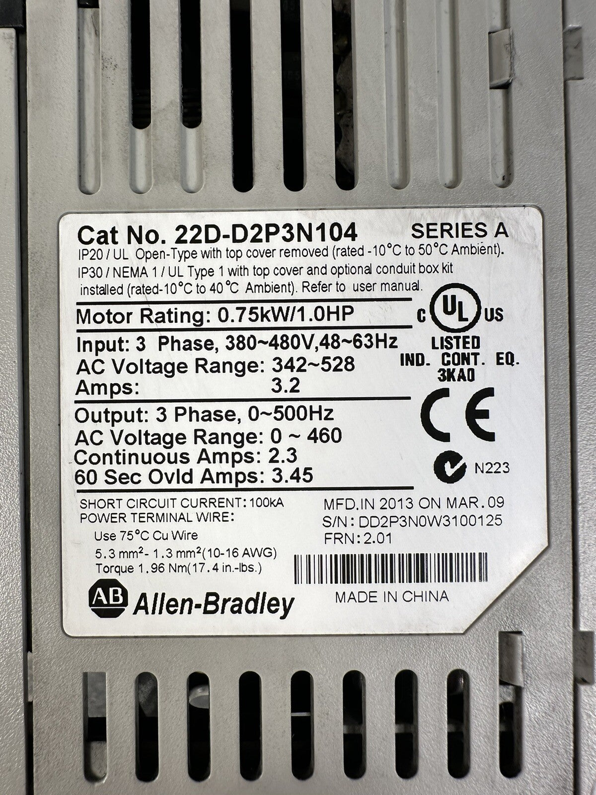 ALLEN BRADLEY 22D-D2P3N104 POWER FLEX 40P - 1HP + 22-COMM-E - EACH - (BIN-1.4.3)