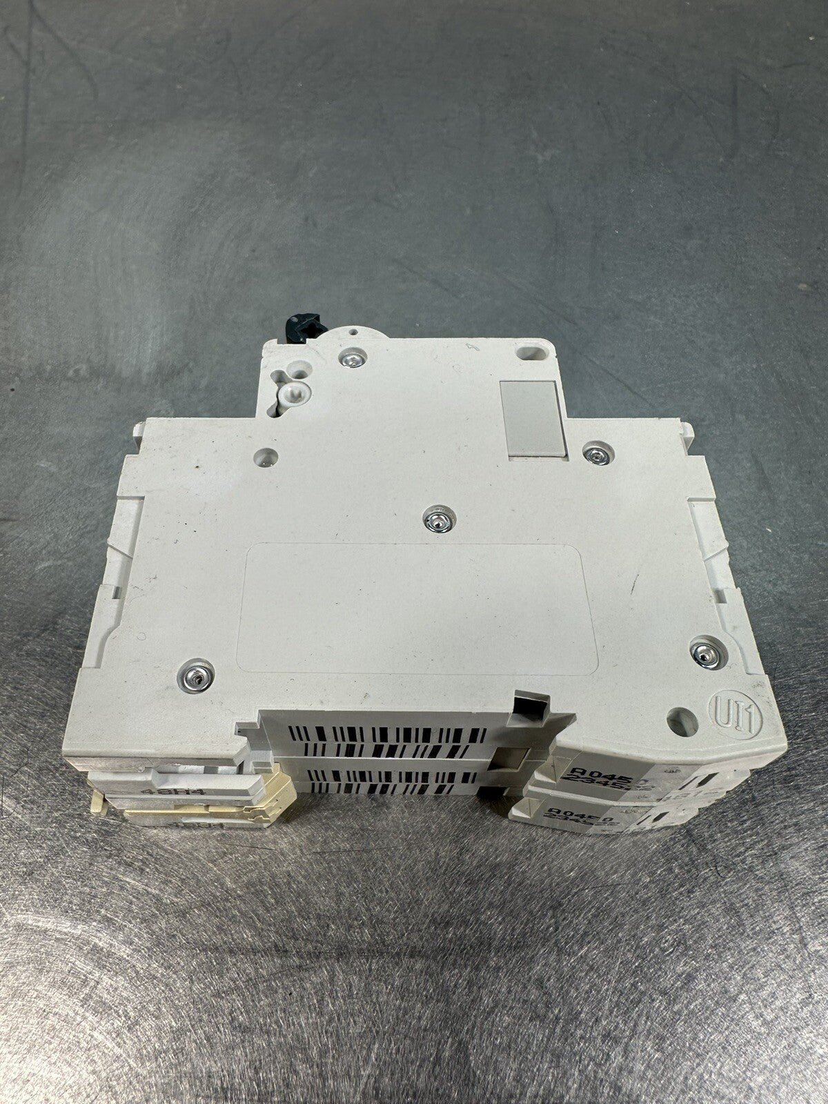 MERLIN GERIN MULTI9 C60N 10A-TYPE D BREAKER (BIN-1.1.1)
