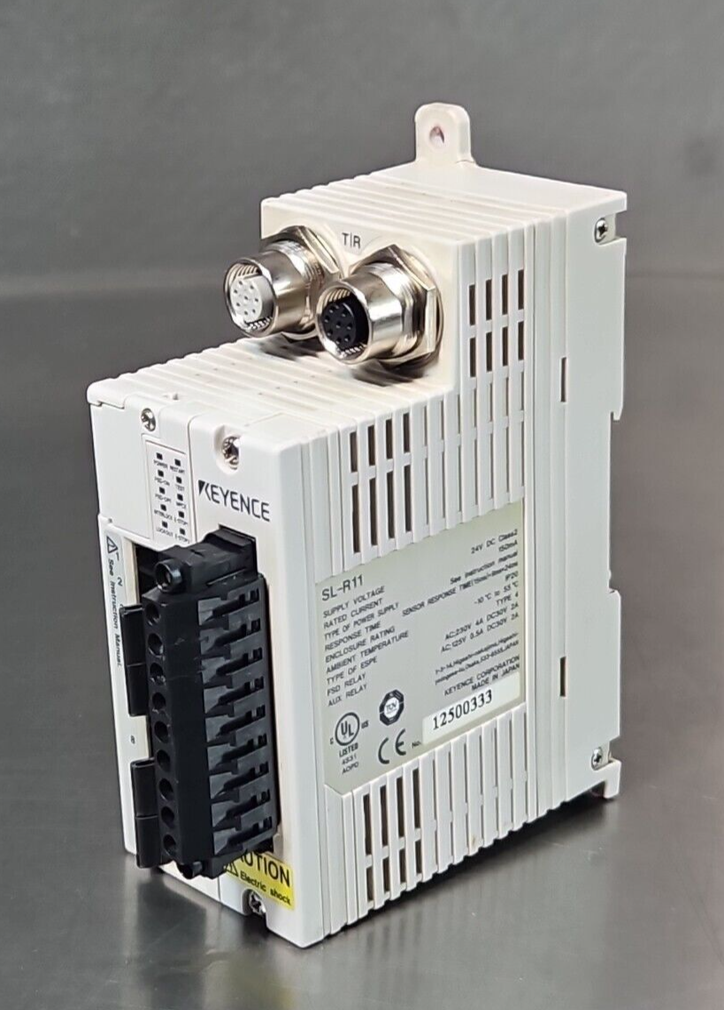Keyence SL-R11 Safety Control Unit 24VDC 150mA Type 4      (BIN3.4.4) 