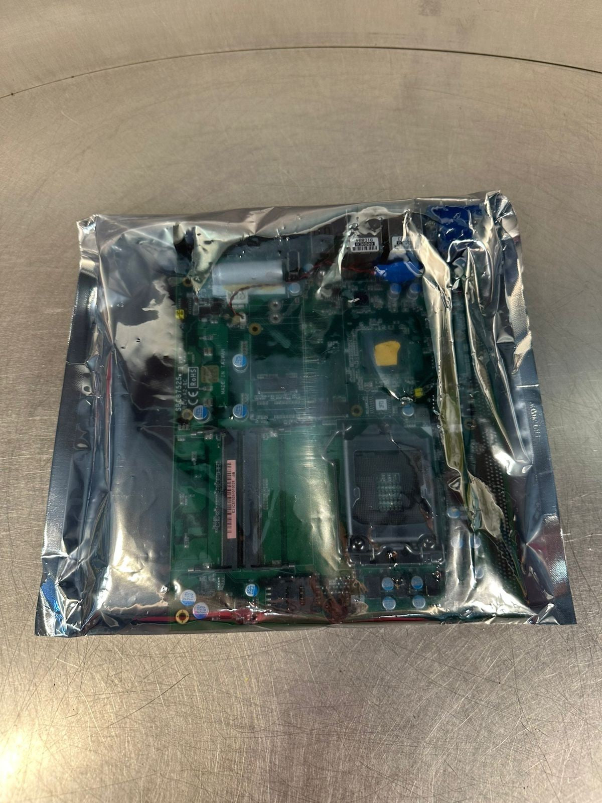 Axiomtek Industrial Motherboard SBC87525 Rev A2-RC (7.3.4)