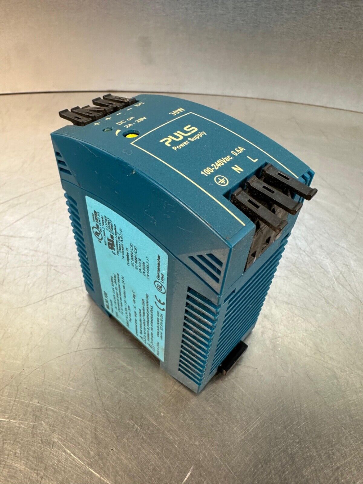 Puls ML30.100 Power Suply 100-240V AC 0.6A 50-60HZ (4c-39)